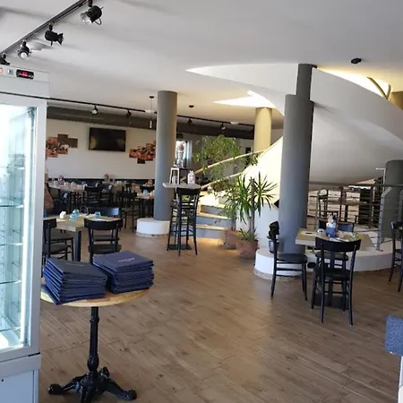 De Santi Gæstehus Candia Canavese